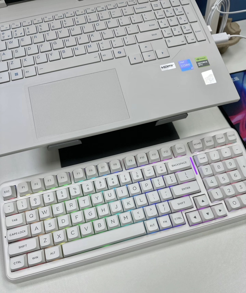 MCHOSE K99 V3 Konfigurowalna K – Gaming Keyboard Wireless recenzja i cena
