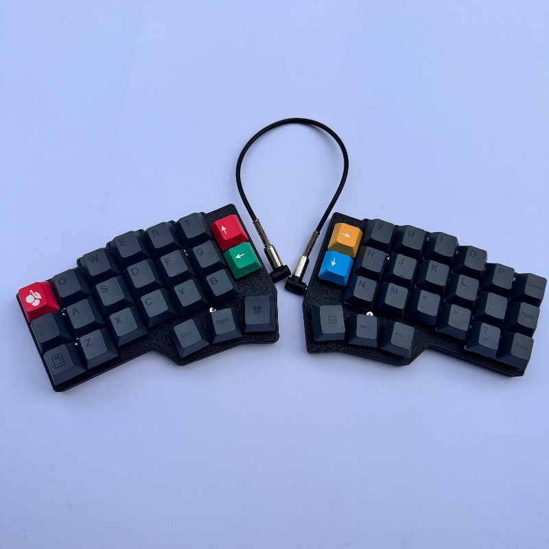 Klawiatura dzielona Corne V4.1 – Gaming Keyboard Hand recenzja i cena